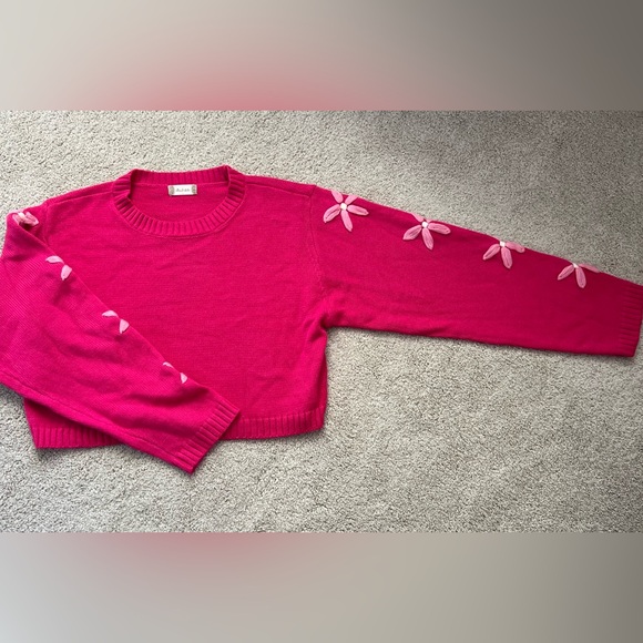 ALTAR'D STATE Hot Pink Sweater w/Floral Stitching. Woman’s Size Large - Picture 3 of 11